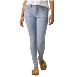 NWT Pran Women's‎ Soma Skinny Jeans Light Washed Blue Stretch Organic Cotton